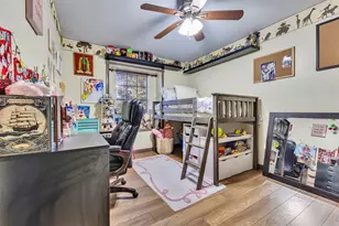 10623 Gulf Valley St, Houston, TX 77075 - Photo 14