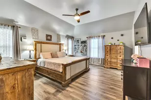 10623 Gulf Valley St, Houston, TX 77075 - Photo 30