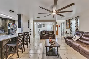 10623 Gulf Valley St, Houston, TX 77075 - Photo 20