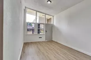 5627 Southbrook Dr, Houston, TX 77033 - Photo 16