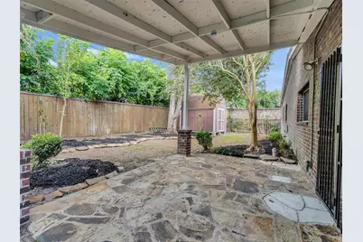 5627 Southbrook Drive, Houston, TX 77033 - Photo 28