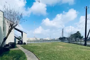 7313 Gulf Freeway, Houston, TX 77017 - Photo 2