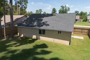 7006 Foxfield Ln, Humble, TX 77338 - Photo 2