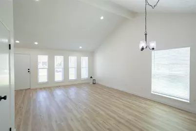 7006 Foxfield Lane, Humble, TX 77338 - Photo 4