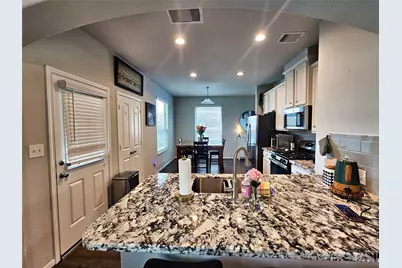 2711 Painted Sunrise Trail, Houston, TX 77045 - Photo 12