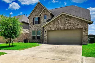 2711 Painted Sunrise Trail, Houston, TX 77045 - Photo 2