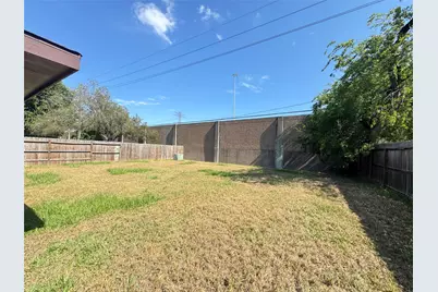 10942 Beacave Bend Court, Houston, TX 77086 - Photo 34