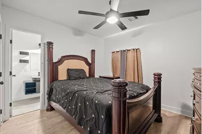 5201 Main Street, Santa Fe, TX 77510 - Photo 18