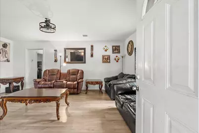 5201 Main Street, Santa Fe, TX 77510 - Photo 4
