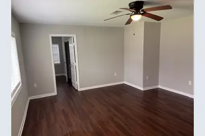 1015 N Roosevelt Street, Galveston, TX 77568 - Photo 2