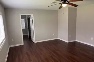 1015 N Roosevelt St, Galveston, TX 77568 - Photo 2