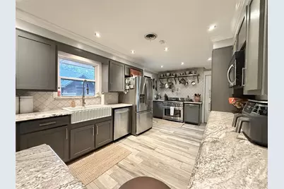 410 Lee Lane, Vidor, TX 77662 - Photo 10