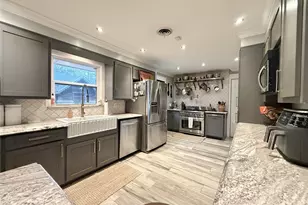 410 Lee Ln, Vidor, TX 77662 - Photo 10