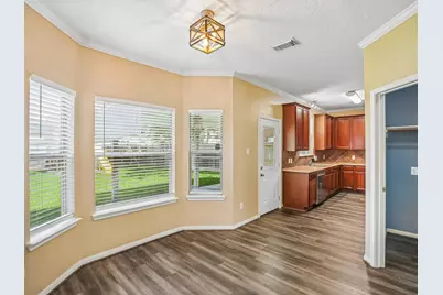 1122 Chase Park Drive, Bacliff, TX 77518 - Photo 6