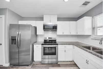618 Maple Way #B, Houston, TX 77015 - Photo 14