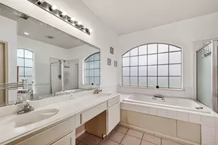 811 Colony Glen Ct, Houston, TX 77062 - Photo 20
