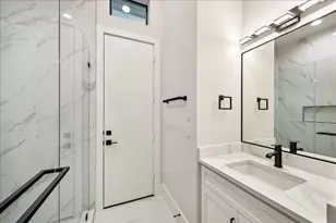 4714 Tamarisk St, Bellaire, TX 77401 - Photo 18