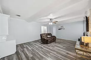 1423 Bodart Dr, Houston, TX 77090 - Photo 4