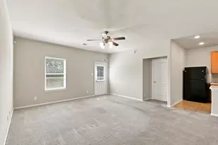 17218 Erin Oaks Ln, Humble, TX 77396 - Photo 12