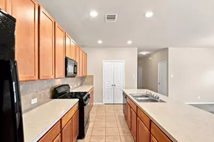 17218 Erin Oaks Ln, Humble, TX 77396 - Photo 16