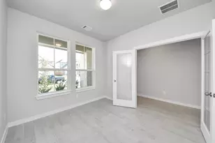 11722 Leafy Laurel Dr, Houston, TX 77066 - Photo 4