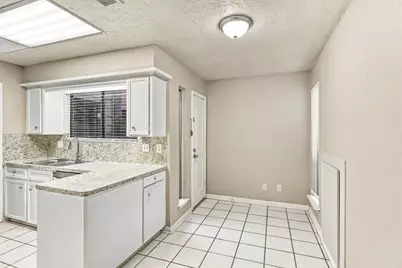 11807 Gatlinburg Drive, Houston, TX 77031 - Photo 8