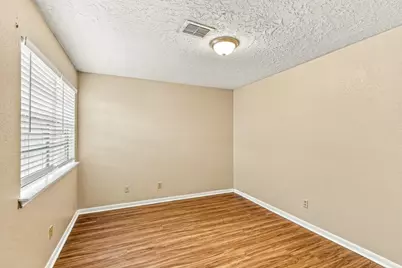 11807 Gatlinburg Drive, Houston, TX 77031 - Photo 14