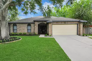 1703 San Jose Block, Friendswood, TX 77546 - Photo 1