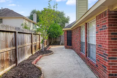 2126 Highland Bay Court, Katy, TX 77450 - Photo 38