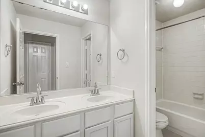 2126 Highland Bay Court, Katy, TX 77450 - Photo 32