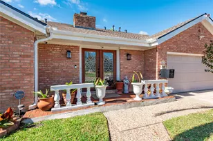 2417 Gerol Dr, Galveston, TX 77551 - Photo 4