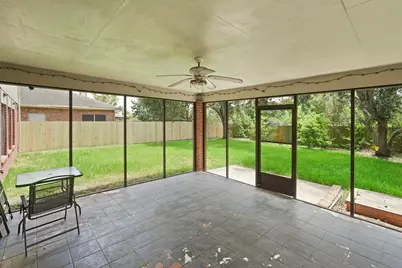 2922 Glen Cullen Lane, Pearland, TX 77584 - Photo 32