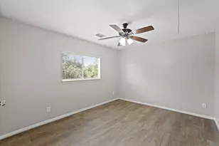 2922 Glencullen Ln, Pearland, TX 77584 - Photo 22