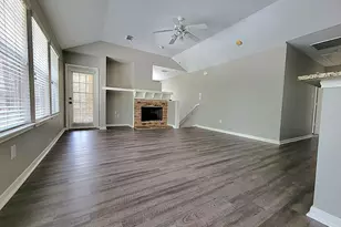77 Woodlily Pl, The Woodlands, TX 77382 - Photo 6