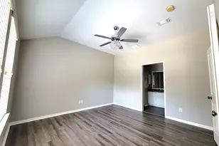 77 Woodlily Pl, The Woodlands, TX 77382 - Photo 10