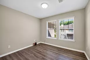 77 Woodlily Pl, The Woodlands, TX 77382 - Photo 24