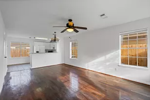 2106 Nettleton St, Houston, TX 77004 - Photo 2