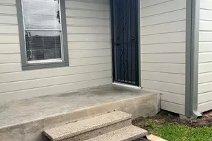 1408 W 34th St, Houston, TX 77018 - Photo 2