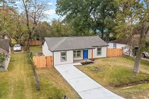 10414 Onslow St, Houston, TX 77016 - Photo 2