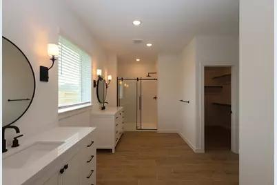 [Address not provided], Mont Belvieu, TX 77535 - Photo 8