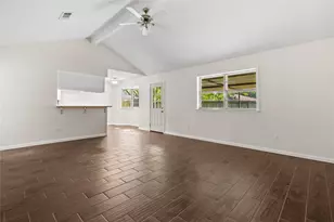 3930 Tumbleweed Ln, Baytown, TX 77521 - Photo 6