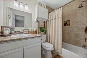 3930 Tumbleweed Ln, Baytown, TX 77521 - Photo 12