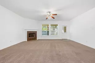 1015 Cedar Lake Ct, Conroe, TX 77384 - Photo 12