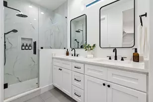 2710 Noble St, Houston, TX 77026 - Photo 6