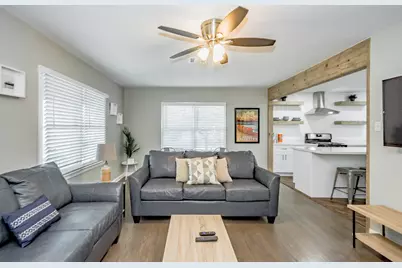 1102 45th Street, Galveston, TX 77550 - Photo 10