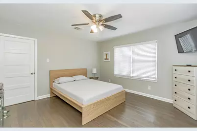 1102 45th Street, Galveston, TX 77550 - Photo 24