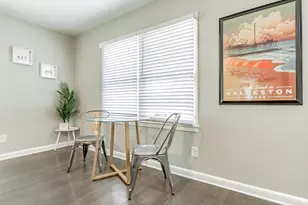 1102 45th St, Galveston, TX 77550 - Photo 22