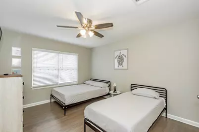 1102 45th Street, Galveston, TX 77550 - Photo 30