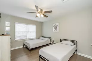 1102 45th St, Galveston, TX 77550 - Photo 30