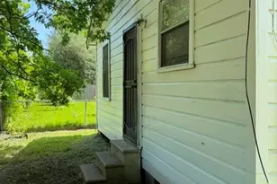 4602 Woolworth St, Houston, TX 77026 - Photo 4